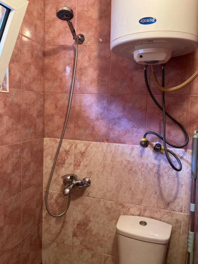 Apartment Kostava 10 Батуми Екстериор снимка